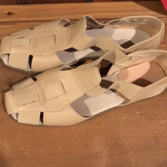 Aerosoles 8.5 B sandals leather upper - Picture 4 of 7